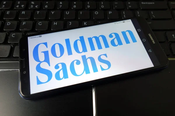 Экономист Goldman Sachs Group Дэвид Мерикл прогнозирует, что Федеральная резервная система США не станет повышать ключевую процентную ставку на заседании, которое завершится в 22 марта.►Читайте «Минфин» в Instagram: главные новости об инвестициях и финансахЧто говорят в Goldman Sachs«Регулятор принял активные меры для защиты финансовой системы, но рынок пока не до конца уверен, что этих усилий будет достаточно», — написал он в записке для клиентов.