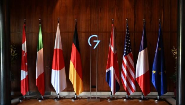 Страны G7 на этой неделе вряд ли пересмотрят ограничение цены на российскую нефть, несмотря на то, что она продается значительно ниже текущего порога в 60 долларов за баррель.