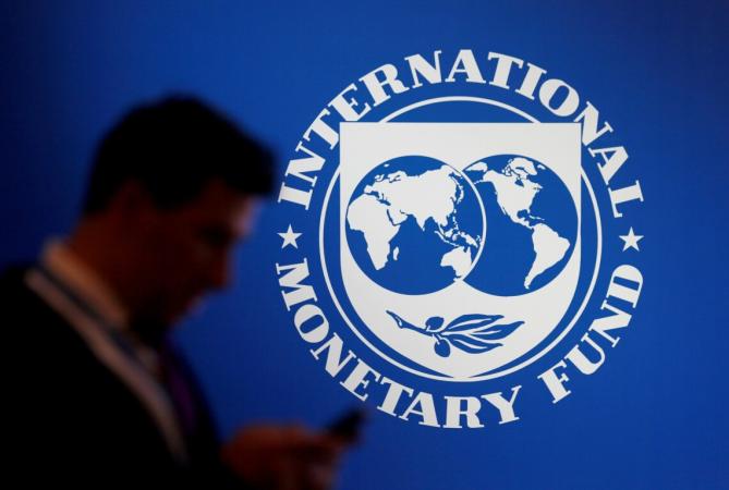 Группа кредиторов Украины, в которую входят все государства «Большой семерки», согласилась на отсрочку выплат по предоставленным Украине кредитам до 2027 года, когда завершается действующая программа МВФ.