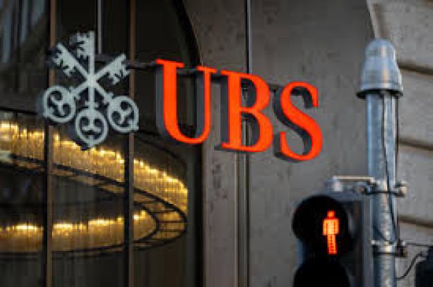 План UBS Group по увольнению до 36 000 сотрудников сделает ее компанией с крупнейшими сокращениями работников в мире за последние шесть месяцев.