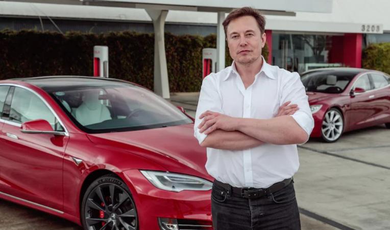 Tesla намагається виграти боротьбу за споживача: на тлі конкуренції, що загострилася, компанія знизила ціни на свої авто для американських покупців.