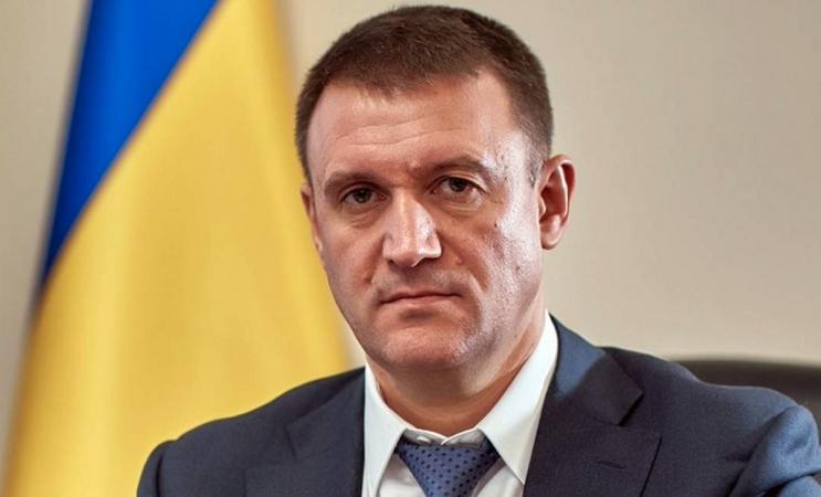 Кабинет министров на заседании во вторник, 11 апреля, уволил с должности главу Бюро экономической безопасности Вадима Мельника.