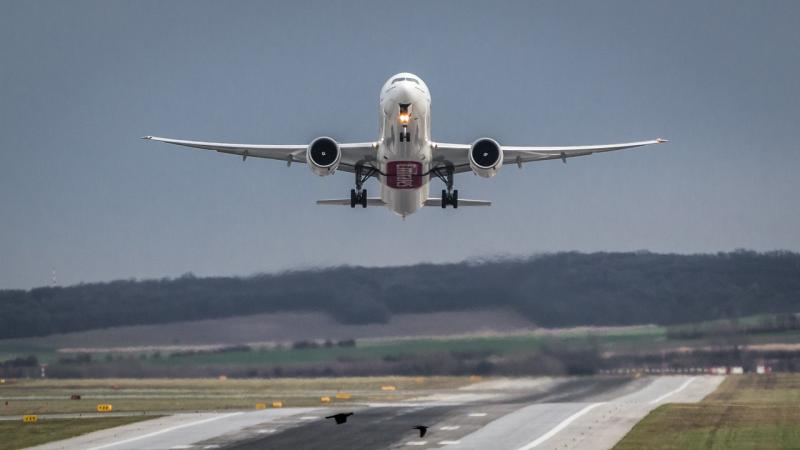 Аерокосмічна компанія Airbus повернула ринкову вартість у 100 млрд євро, оскільки стрімке відновлення авіаперельотів збільшує портфель замовлень авіавиробника.
