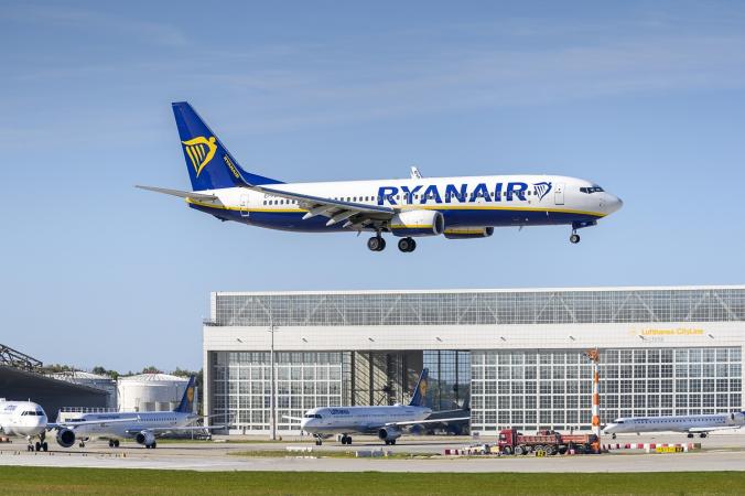 Ірландський лоукостер Ryanair збирається відновити польоти в Україну приблизно через два тижні після закінчення війни.