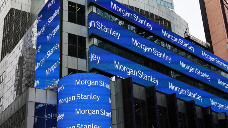 Американський фінансовий конгломерат Morgan Stanley планує скоротити близько 3 тисяч робочих місць у другому кварталі — це стане другим раундом скорочень за останні пів року.
