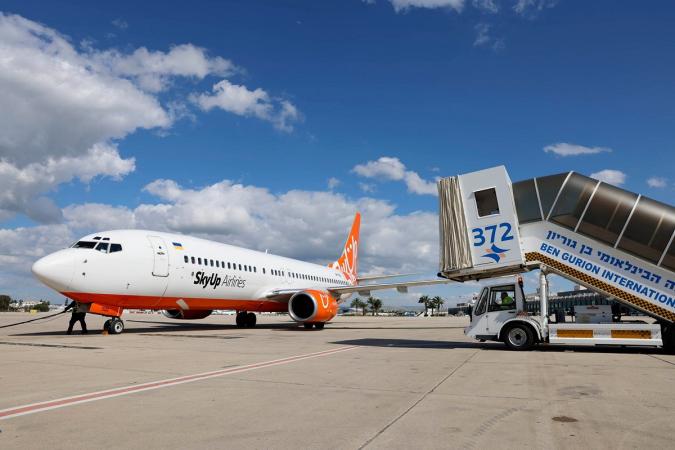 Украинский лоукостер SkyUp получил необходимые для выполнения рейсов в ЕС сертификаты и лицензии и зарегистрировал свой офис на Мальте, что позволит открыть регулярные рейсы из Европы.