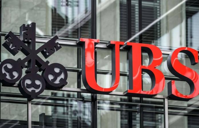 Група UBS очікує фінансовий збиток в розмірі близько 17 мільярдів доларів від поглинання Credit Suisse.