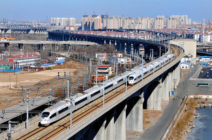 Китай, Узбекистан і Киргизстан домовилися про будівництво залізниці у напрямку Європи в обхід території росії.