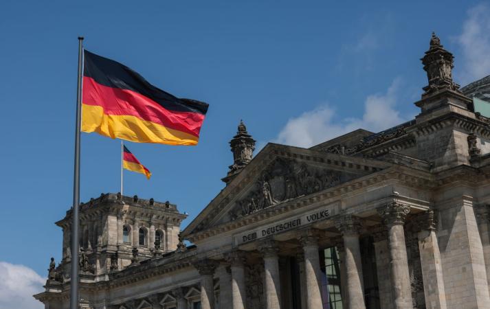 Економіка Німеччини скорочується два квартали поспіль, що дозволяє говорити про технічну рецесію найбільшої економіки Євросоюзу.