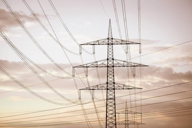 Кабинет министров одобрил решение о повышении тарифа на электроэнергию для населения до 2,64 грн/кВт-час с 1 июня.