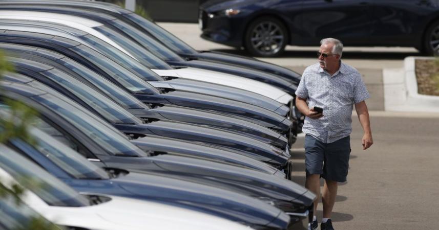 В мае украинский автопарк пополнили почти 15,4 тысячи ввезенных из-за границы подержанных легковушек.