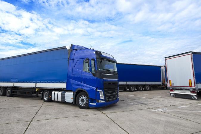 Выезд грузовиков из Украины в Польшу из-за пункта пропуска «Шегини» заблокирован.