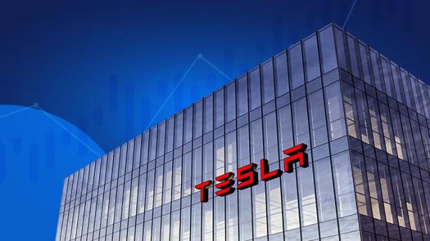 Акції Tesla Inc. у середу, 7 червня, підскочили до семимісячного максимуму завдяки апетиту інвесторів до технологічних акцій і позитивних новин для компанії.