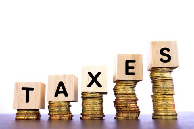 Больше всего налогов платят физические лица в Дании, Франции и Австрии, самые низкие ставки подоходного налога в Европе установлены в Венгрии, Эстонии и Чехии.
