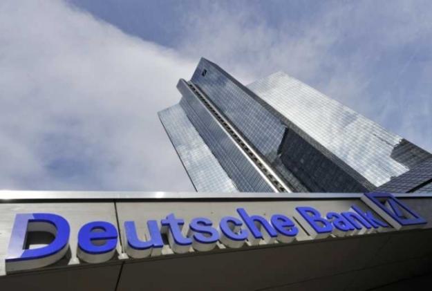 Найбільший банк Німеччини Deutsche Bank виявив брак акцій, які забезпечують депозитарні розписки російських компаній, і повідомив своїм клієнтам, що більше не може гарантувати повний доступ до російських акцій, які їм належать.