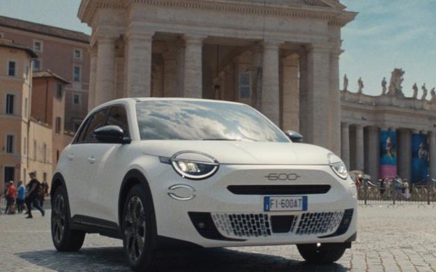 Італійський автовиробник Fiat припинить випускати автомобілі сірого відтінку.