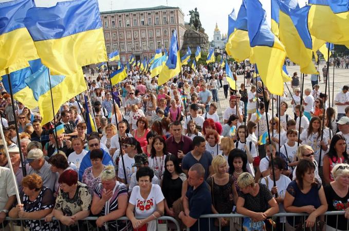 В Украине сейчас экономически активны около 11,7 млн украинцев, из которых работают ориентировочно до 9,3 млн.