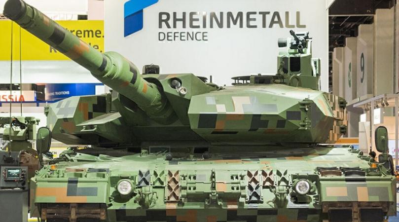 Крупнейший немецкий производитель оружия Rheinmetall откроет завод по производству бронетехники в Украине в течение следующих трех месяцев.