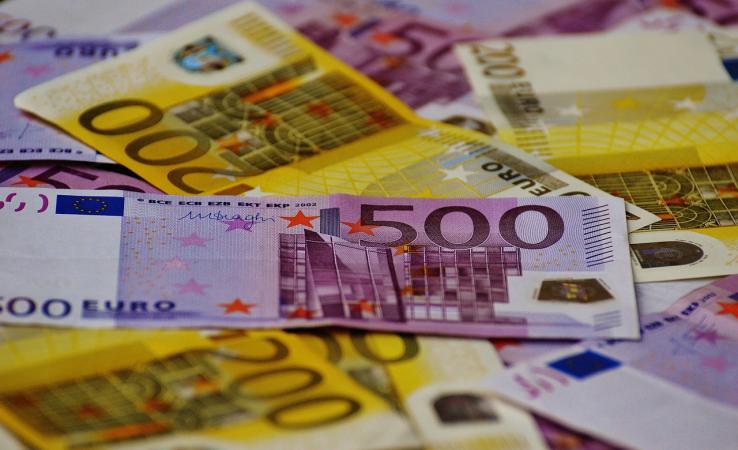 13 июля европейская валюта подорожала на 12 копеек.