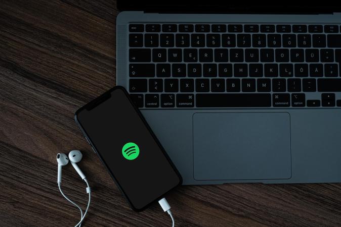Стриминговый сервис Spotify объявил о повышении цен на премиальную подписку, позволяющую пользователям слушать музыку без рекламы в более чем 50 странах мира.