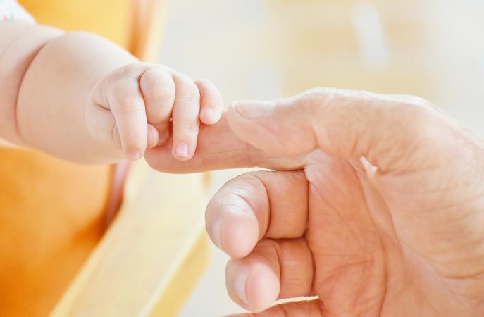 Сервис для родителей «єМалятко», позволяющий по одному заявлению получить сразу 9 государственных услуг, необходимых после рождения ребенка, будет работать на постоянной основе.