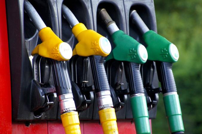 За неделю, 18−25 августа, средняя цена по стране на бензин марки А-95 выросла на 0,34 грн/л и составила 52,73 грн/л, бензин А-95+ подорожал на 0,49 грн/л 54,93 грн/л, а дизельное топливо — на 0,42 грн/л, до 52,32 грн/л.