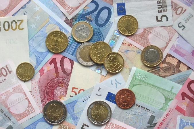 28 августа европейская валюта подешевела на 15 копеек.