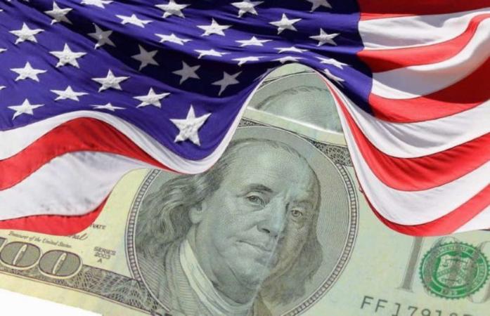 Министерство финансов Украины надеется на принятие промежуточного бюджета США в ближайшее время и получение до конца текущего года еще $3,3 млрд для покрытия дефицита украинского госбюджета.