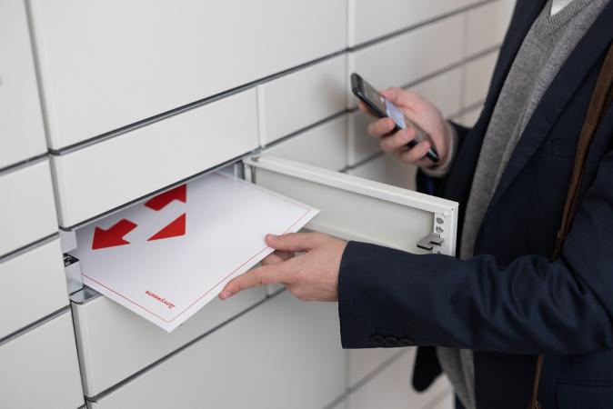 Нова пошта розширює можливості відправки з Польщі до України.