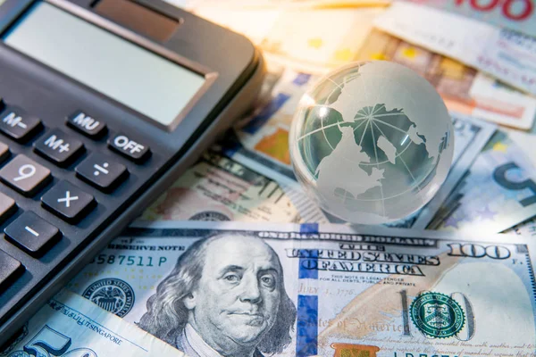 Глобальний розмір боргу в першому півріччі 2023 року сягнув рекордних $307 трлн.