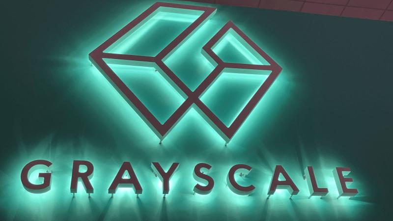 Компания Grayscale намерена превратить связанный с цифровой валютой Ethereum траст в спотовый Ethereum-ETF и уже подала соответствующее заявление американской SEC.