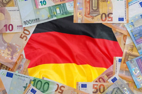 ВВП Германии в третьем квартале 2023 года уменьшился на 0,1% по сравнению с предыдущими тремя месяцами.