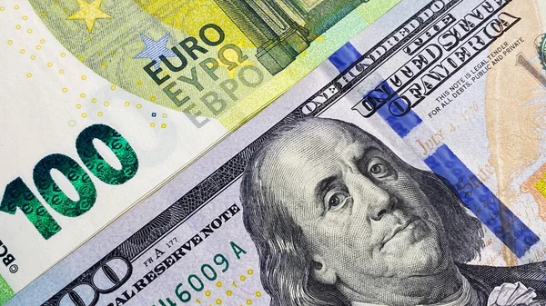 Национальный банк Украины установил на 7 ноября 2023 официальный курс гривны на уровне 36,0426 грн/$.