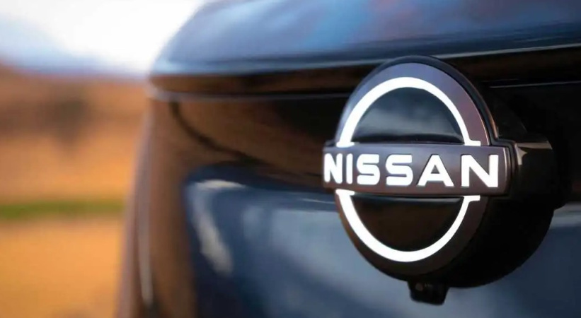 Японський автомобільний гігант Nissan інвестує $1,4 мільярда у виробництво двох нових електромобілів у Британії.