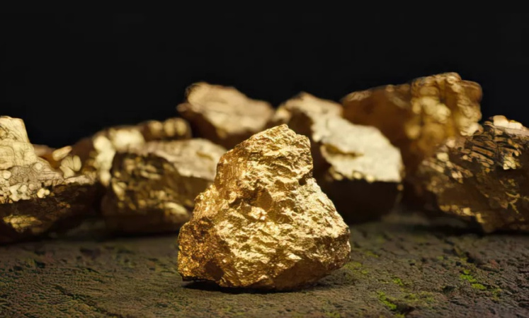 россия после начала полномасштабного вторжения в Украину заработала более $2,5 млрд на торговле африканским золотом, используя для этого так называемую «группу Вагнер».