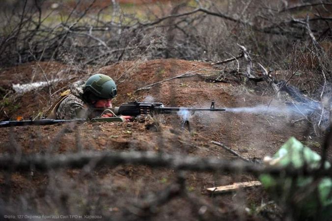 Минулої доби українські захисники ліквідували ще 930 окупантів.