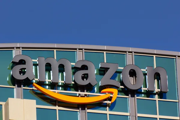 Amazon.com Inc заявила у вівторок, що досягла угоди з деякими кредиторами про надання гіганту електронної комерції незабезпеченої позики в розмірі $8 мільярдів.