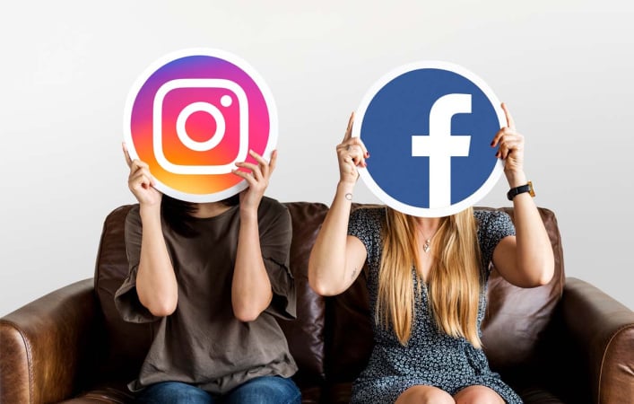 Компания Meta заявила о том, что в социальных сетях Instagram и Facebook станет больше скрытого от подростков контента.