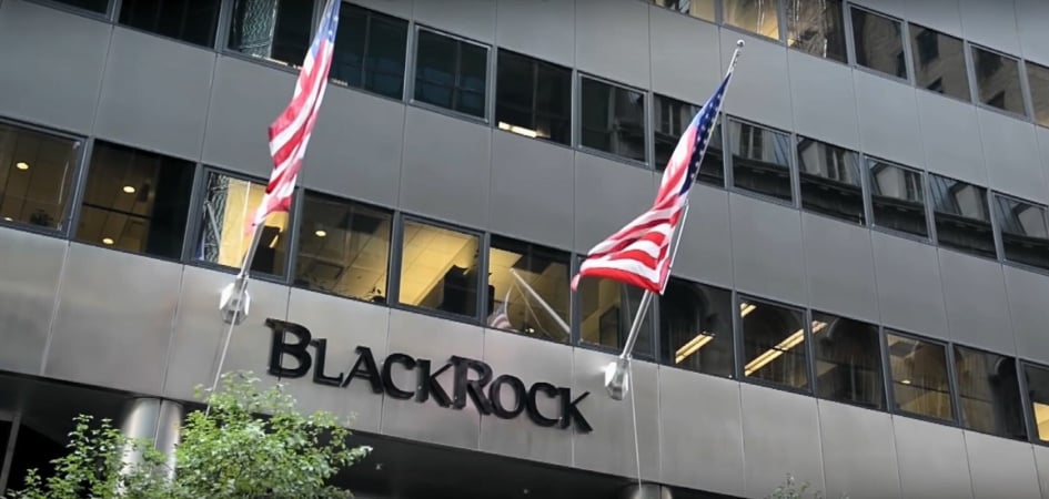 Инвестиционный гигант BlackRock прогнозирует, что инфляция в США в 2024 году останется на уровне 3%, что повлияет на финансовые рынки.