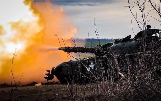 Протягом останньої доби українські захисники ліквідували ще 770 окупантів й 6 танків.
