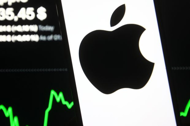 Apple прозвітувала про зріст виторгу у розрізі кварталів, що перервало річне падіння прибутків.