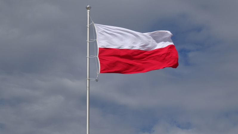 Уряд Польщі планує продовжити термін легального перебування біженців з України на території країни до 30 червня цього року.