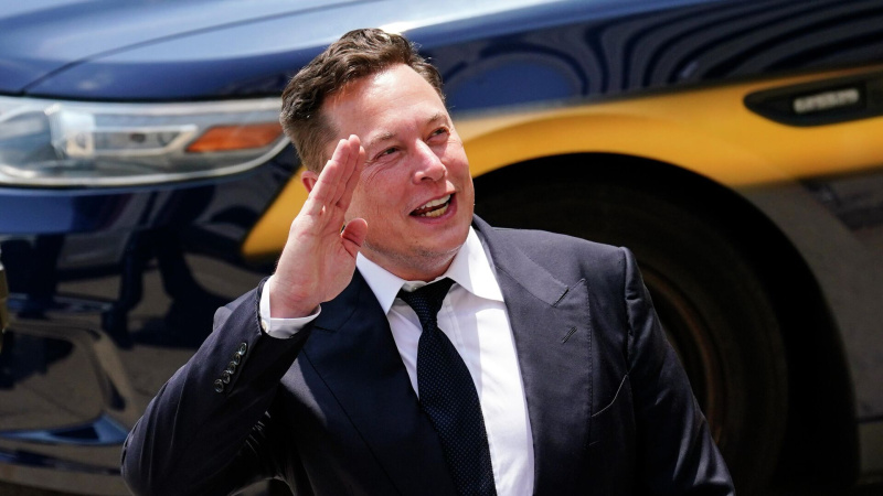 Засновник Tesla та SpaceX Ілон Маск знову опинився в центрі уваги.