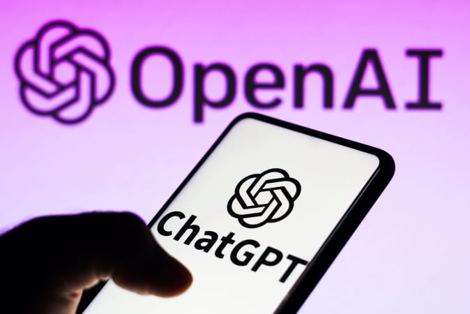 Доходи компанії OpenAI перевищили 2 млрд дол у річному обчисленні, а шалений успіх її флагманського продукту ChatGPT виводить компанію в число найбільш швидкозростаючих технологічних компаній в історії.