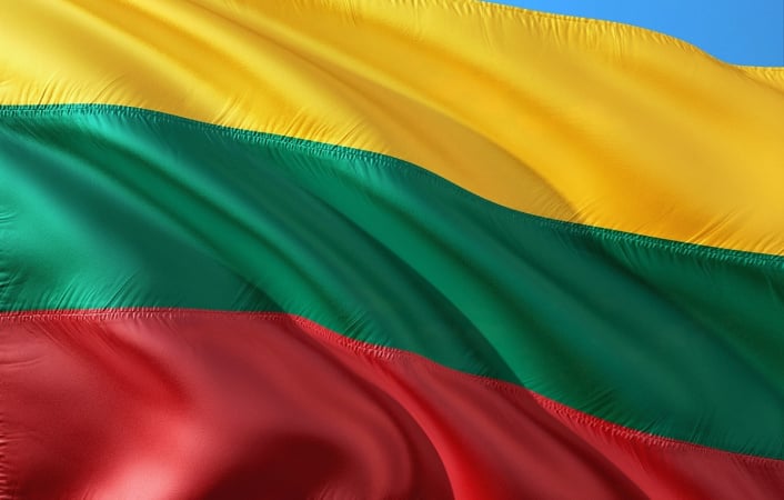 Литва продлила временную защиту для беженцев из Украины на год — до марта 2025 года.