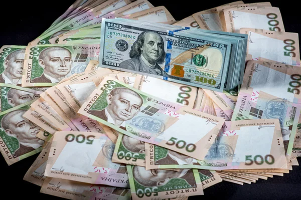 Национальный банк Украины установил на 14 марта 2024 официальный курс гривны на уровне 38,7878 грн/$.