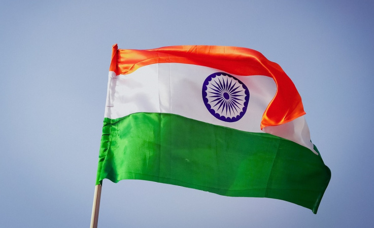 Прем'єр-міністр Індії Нарендра Моді в середу, 13 березня, оголосив про початок будівництва трьох заводів для виробництва напівпровідникових мікросхем, вартість яких становить приблизно 1,25 трлн рупій ($15 млн).