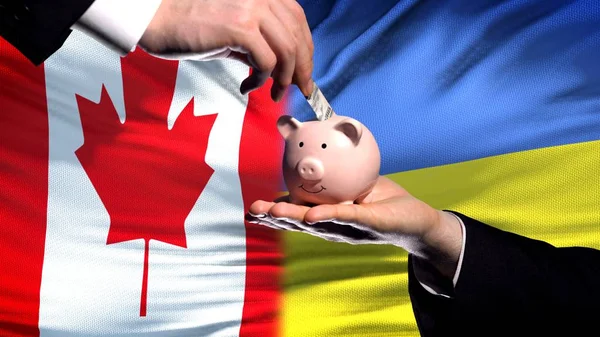 Украина получила 2 млрд канадских долларов от Канады, что эквивалентно 1,5 млрд долларов США.