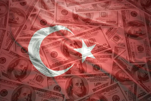Центробанк Турции на заседании в четверг, 21 марта, повысил учетную ставку сразу на 500 базисных пунктов, до 50%.
