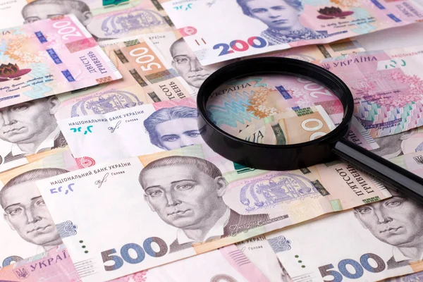 У готівковому обігу України станом на 1 квітня 2024 року перебувало 780,3 млрд грн.